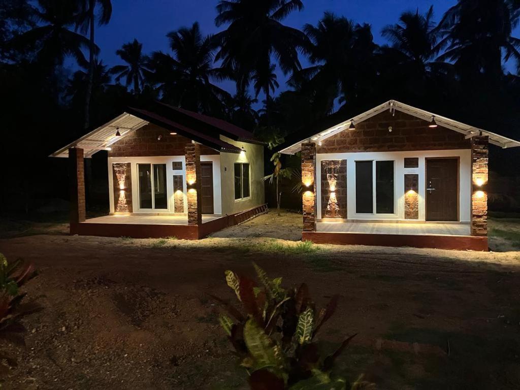 Riverstone Riverfront Farmhouse Gokarna  Kamer foto
